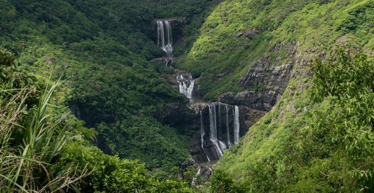 Gorges & Spiritual Lake 4