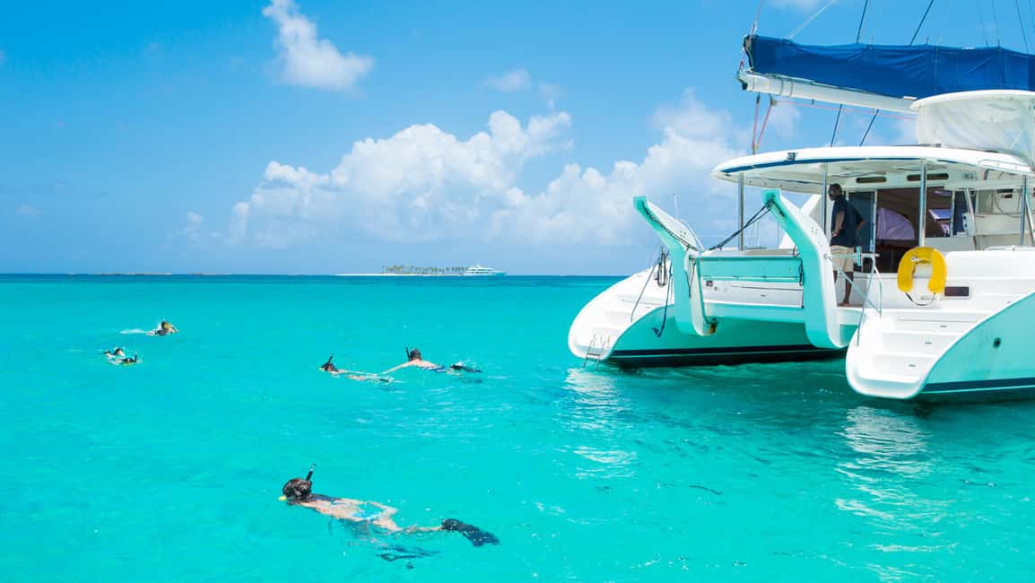 Ile aux Cerfs Catamaran Trip