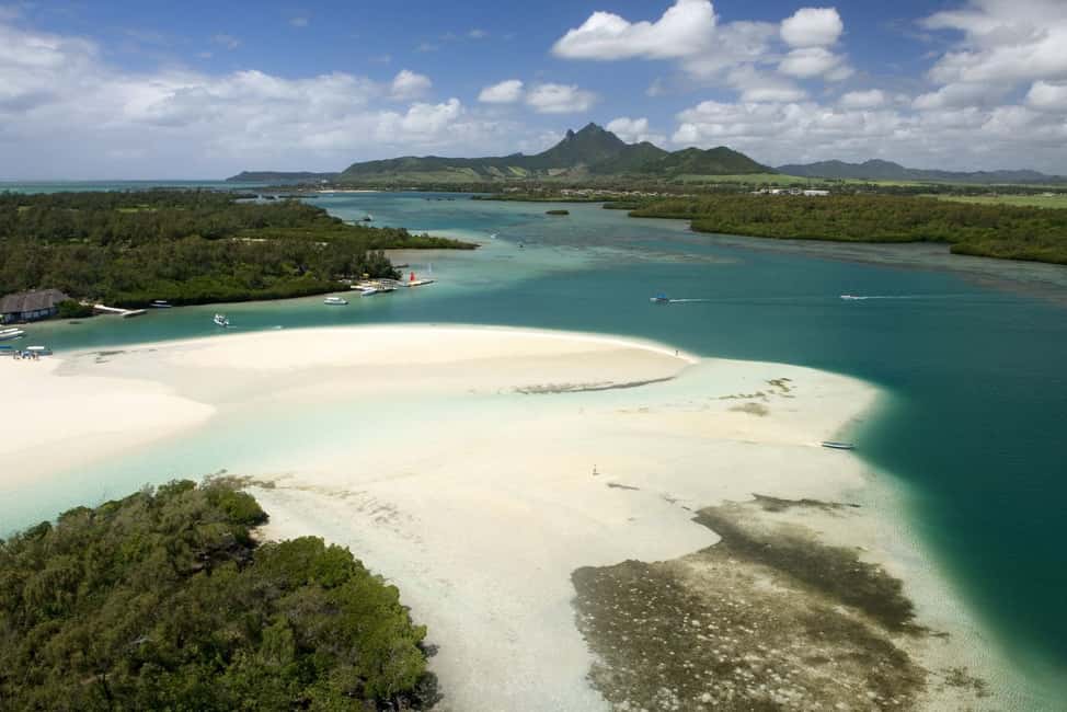 Ile aux Cerfs Catamaran Trip 4