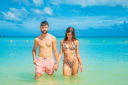 Photoshoot at Mont Choisy Beach 2
